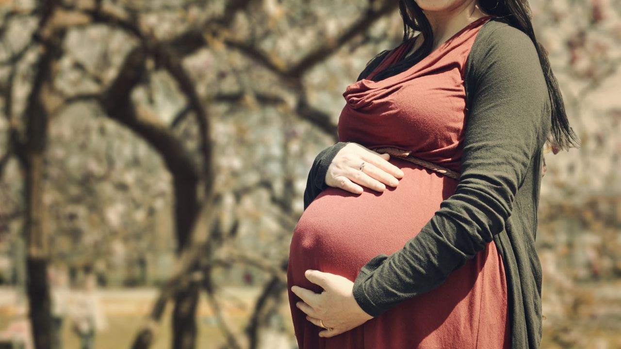Czy noszenie sukienek w ciąży to dobry pomysł?