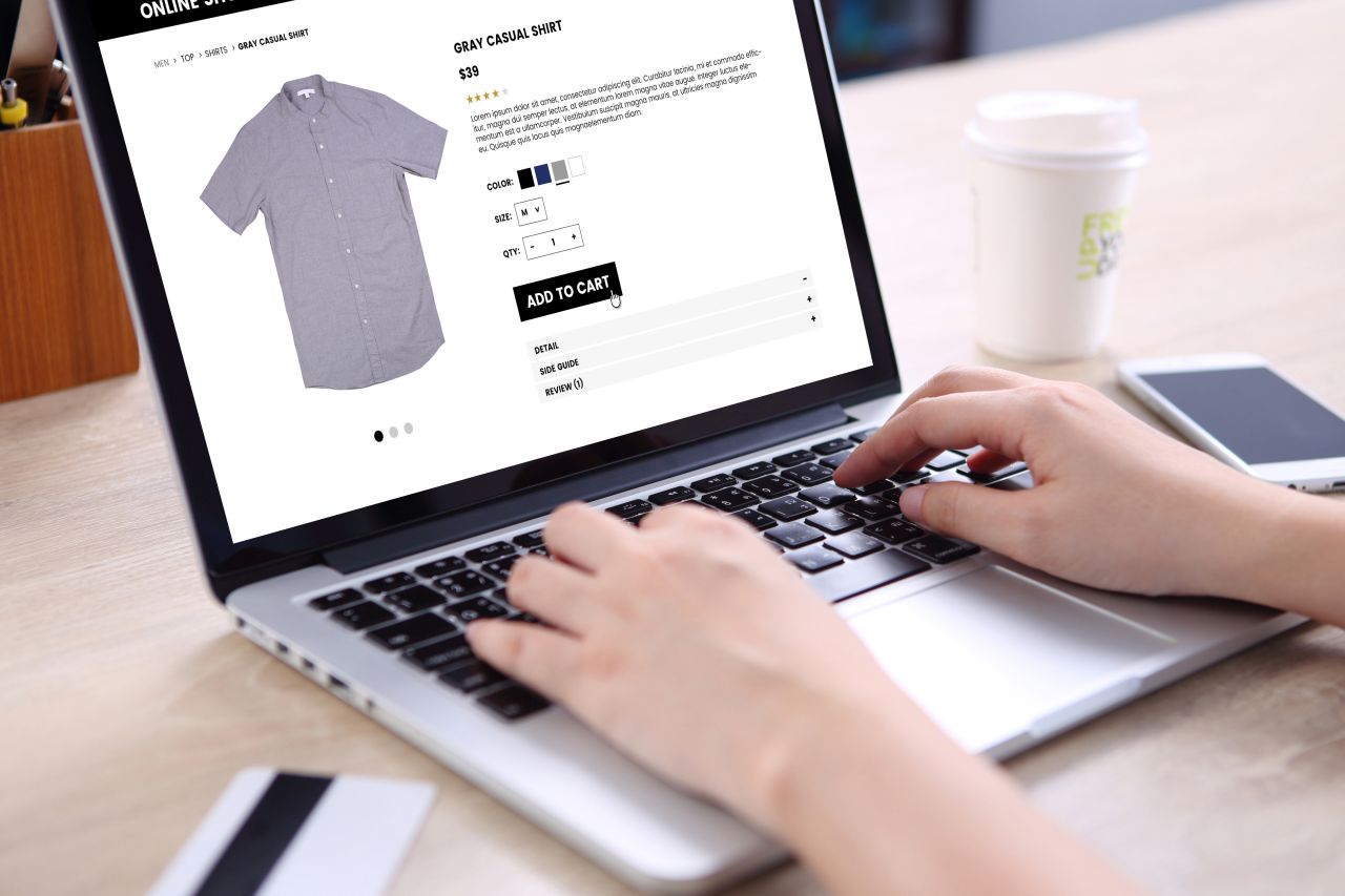 Jak usprawnić pracę sklepu odzieżowego online – najlepsze rozwiązania